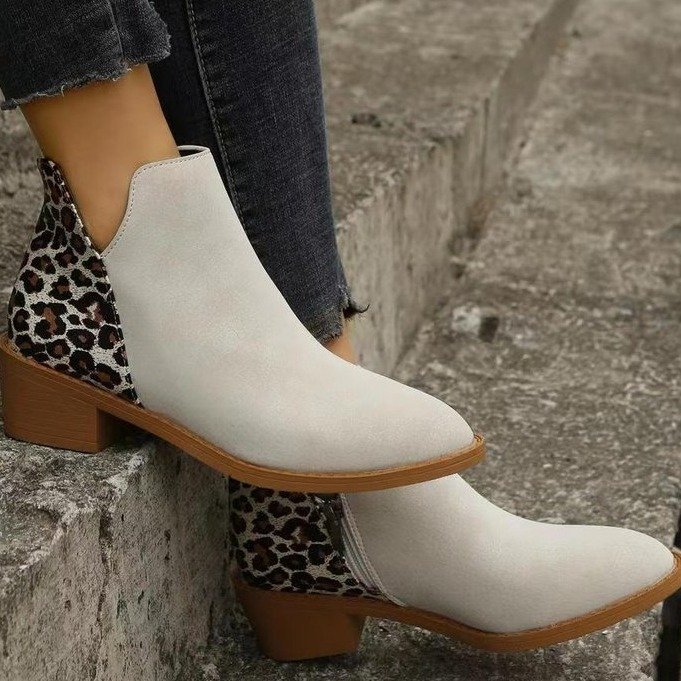 Zipper Zest — Low-heeled Boots with Side Zipper Detail