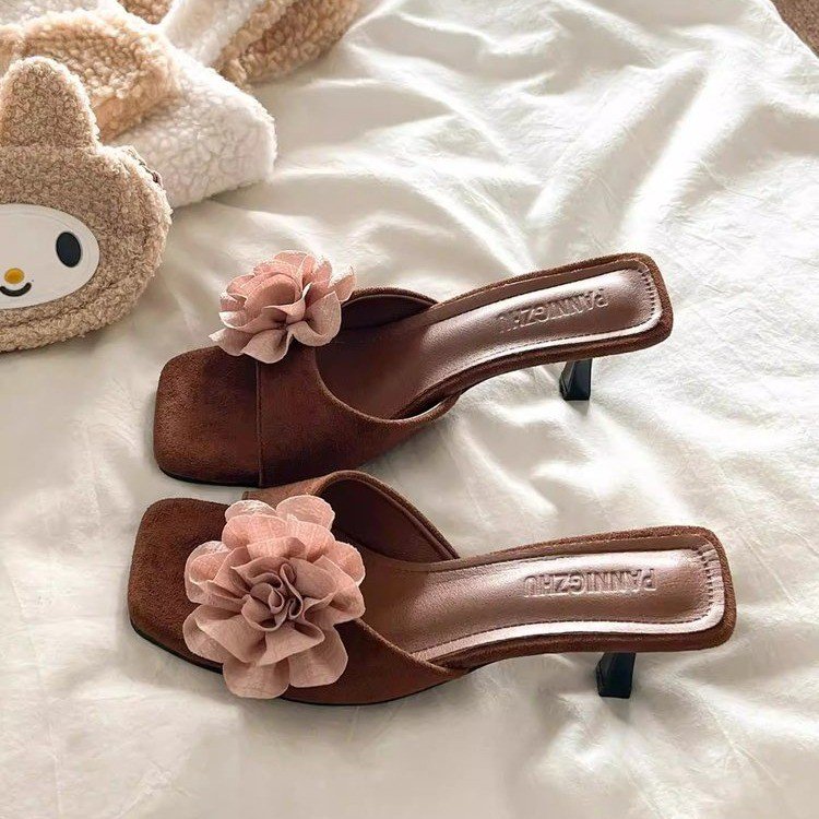 Florally Fabulous — Vintage Floral One-Strap Heel Slides