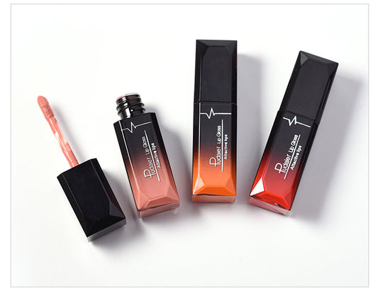 Pout Perfection — Long-Lasting Non-Stick Lip Balm