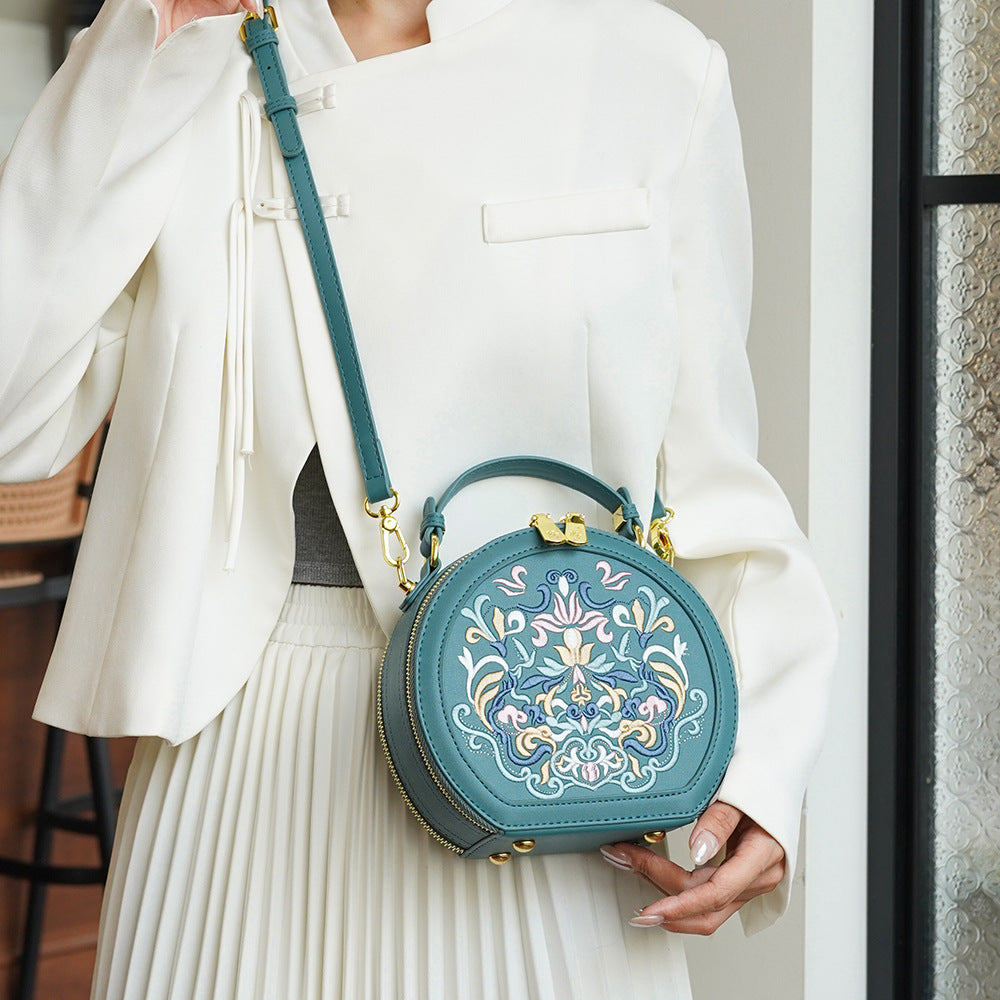 Round & Refined — Literary National Style Crossbody Bag