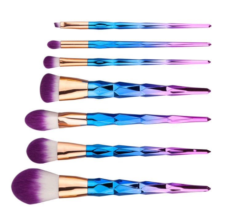 Diamond Dazzle — 7-Piece Diamond Handle Makeup Brush Set, Foundation & More