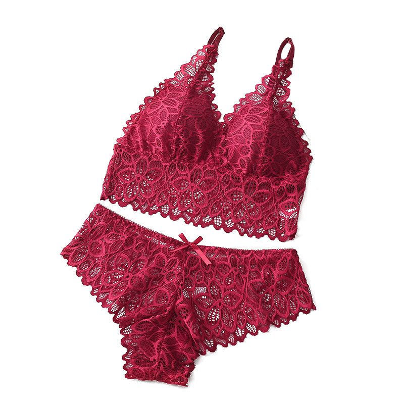 Dynamic Duo — Chic Two-Piece Lace Lingerie Set