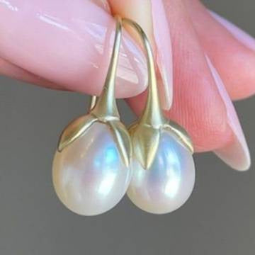 Pearl-fection — High-End Australian White Shell Pearl Earrings