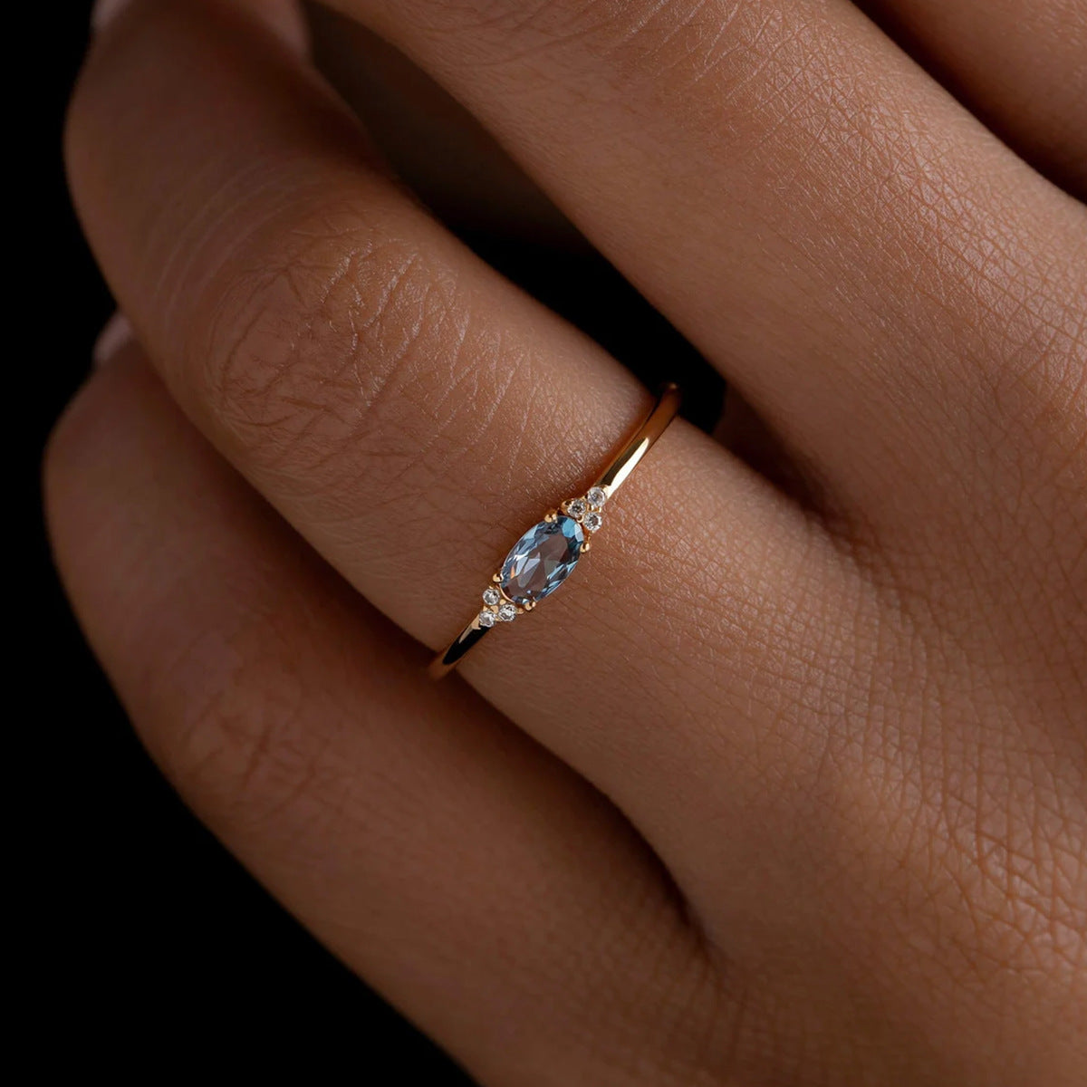 Equine & Shine — S925 Sterling Silver Blue Stone Horse Eye Engagement Ring