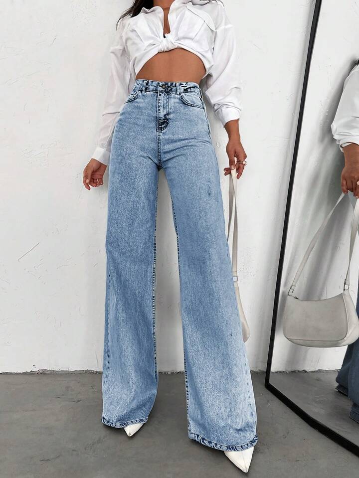 Leg-endary Style — Women's Loose Straight-Leg Slimming Denim