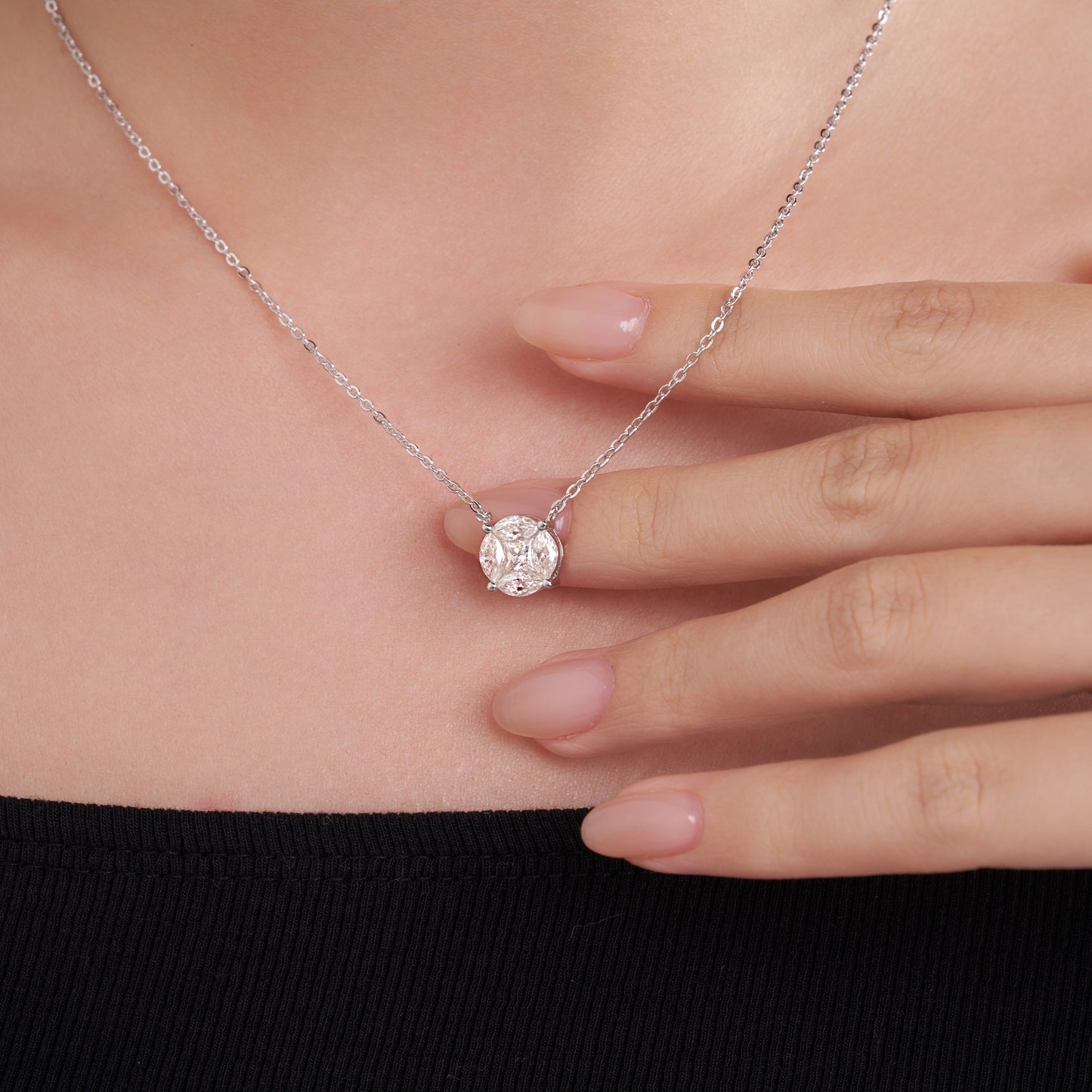 Moissanite Marvel — S925 Platinum Plated Moissanite Pendant