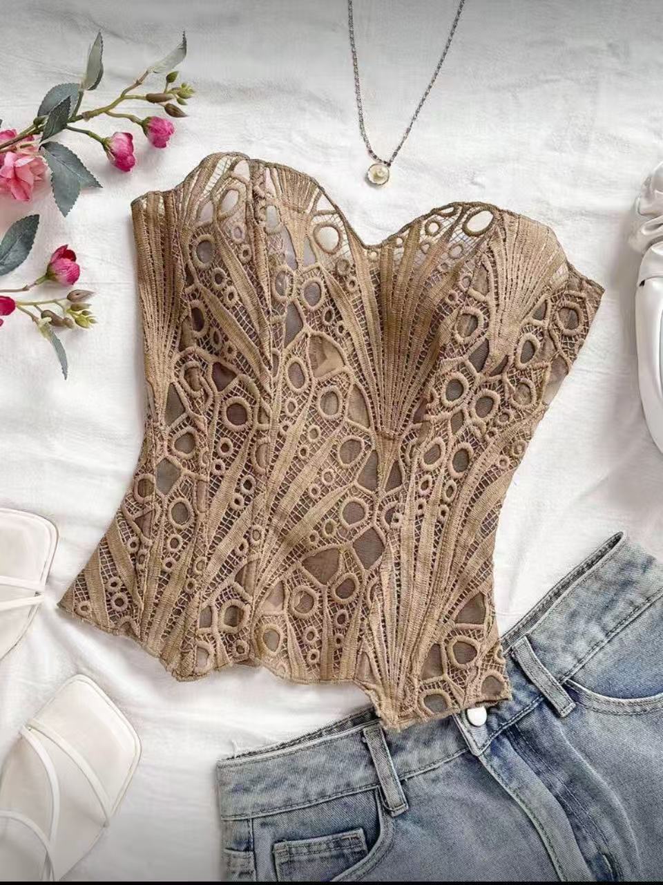 Corset-tial — Irregular Lace Fishbone Mesh Corset Top
