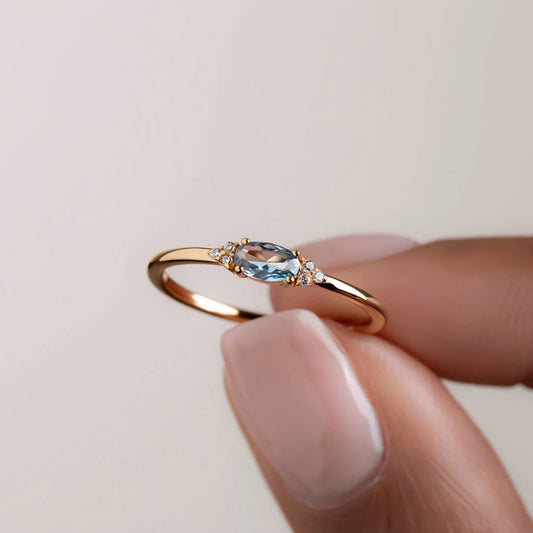 Equine & Shine — S925 Sterling Silver Blue Stone Horse Eye Engagement Ring