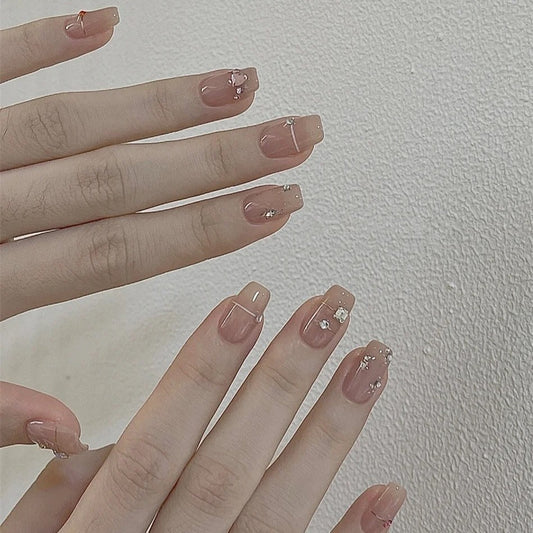 Instant Mani — Easy-Apply Press-On Nails