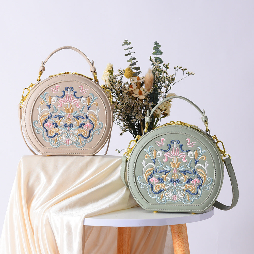 Round & Refined — Literary National Style Crossbody Bag