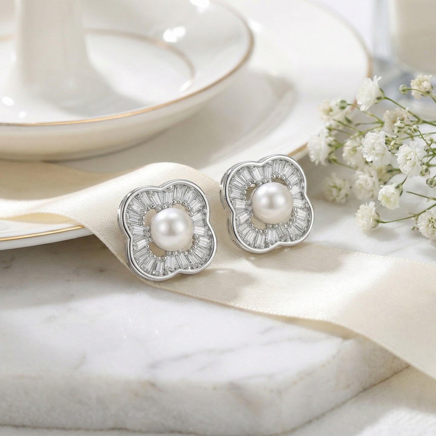 Clover's Luck — Silver Pearl & Zirconia Stud Earrings