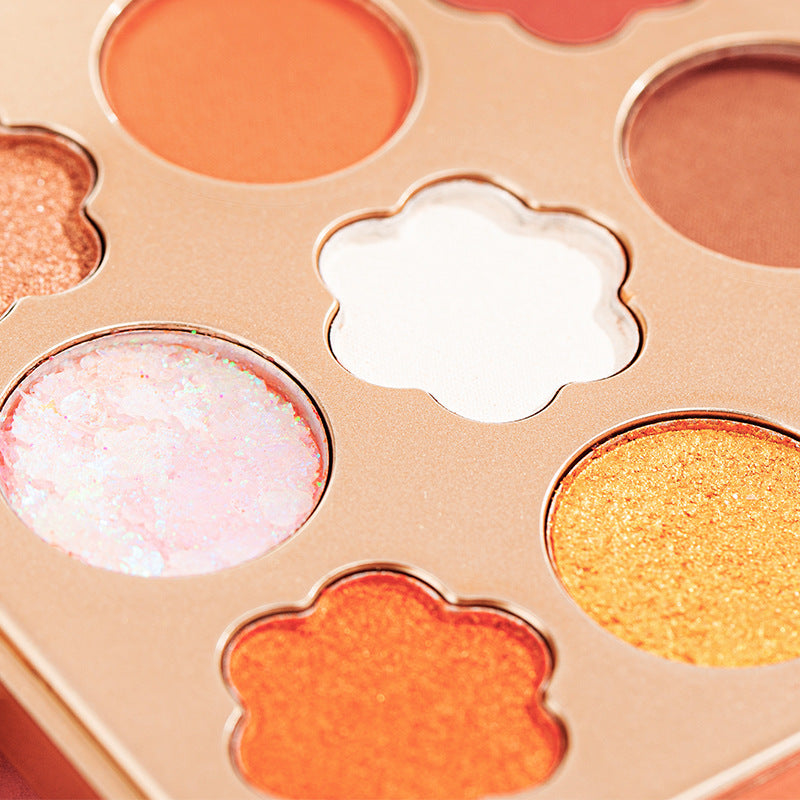 Starry-Eyed Stunner — 9-Color Matte & Shimmer Palette