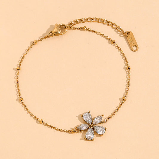 Zircon Bloom — Elegant Zircon Flower Bracelet