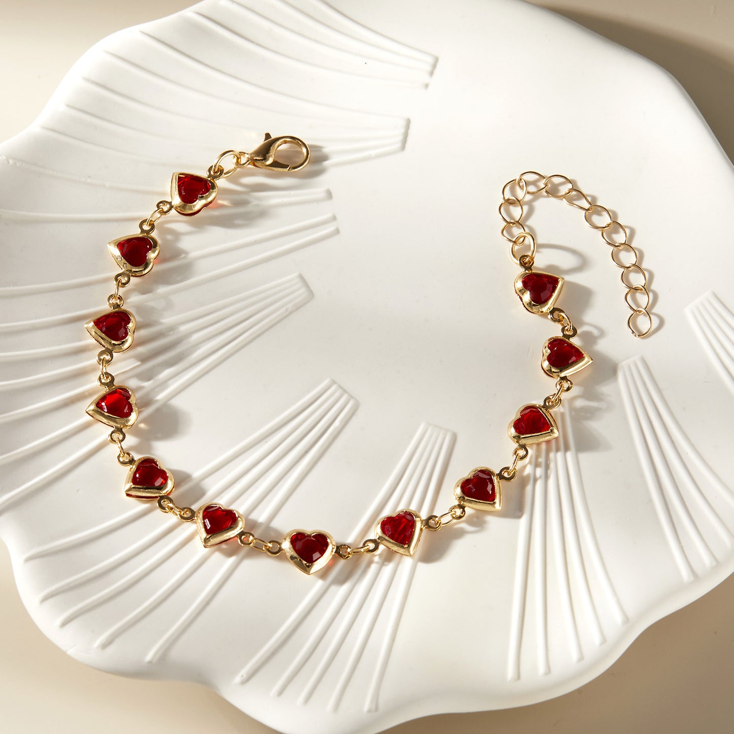 Heartfelt Sparkle — Red Diamond Niche Light Luxury Necklace