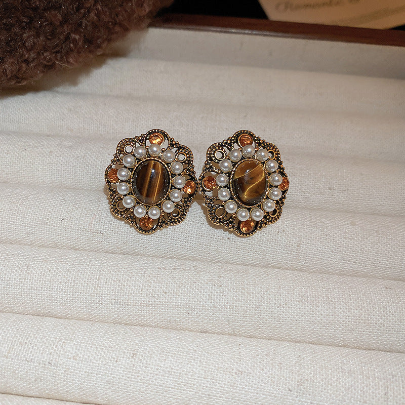 Heartfelt Art — Irregular Resin Heart Stud Earrings