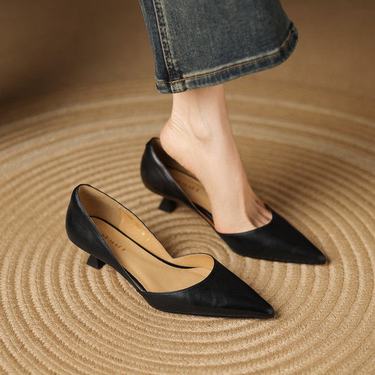 Retro Rendezvous — French-Style Pointed-Toe High Heels