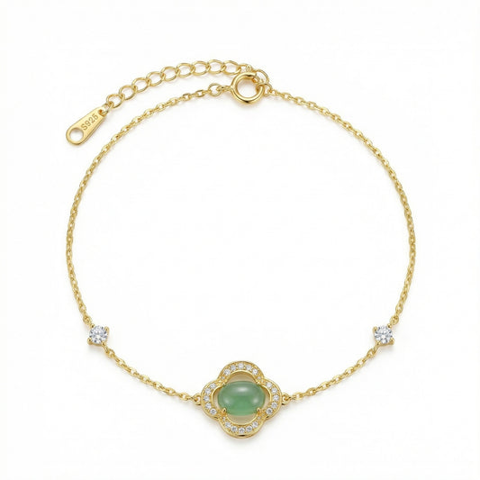 Clover Charm — Silver Green Chalcedony Bracelet