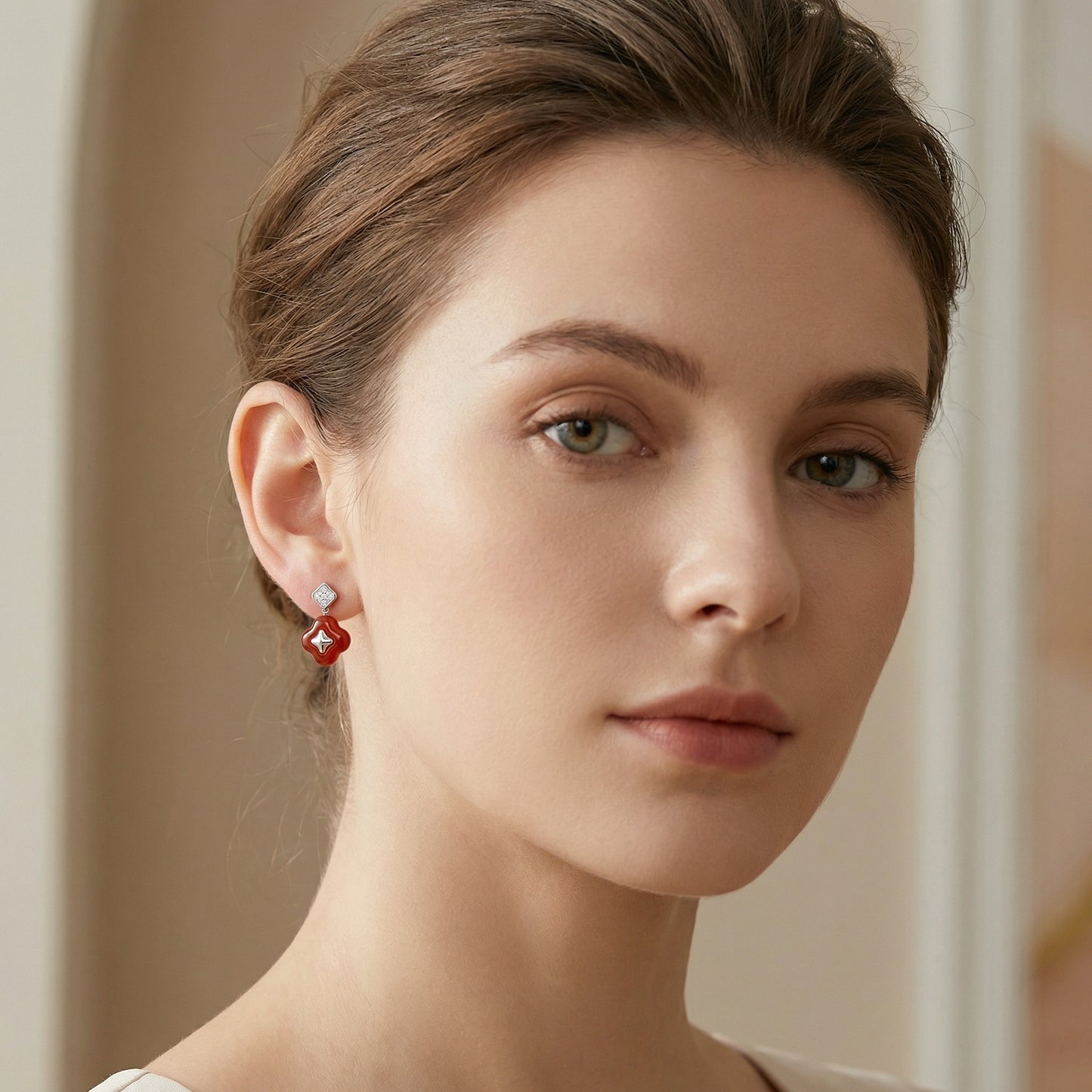 Quatrefoil Charm — S925 Red Quatrefoil Drop Earrings