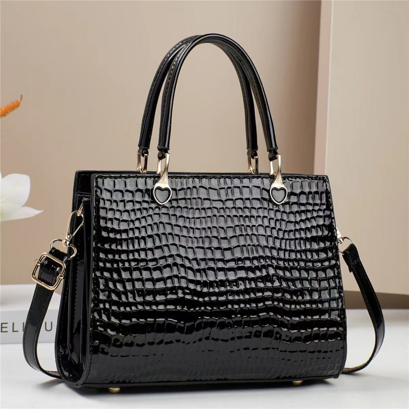 Commuter Chic Tote — Contrast-Color Commuter Tote Bag