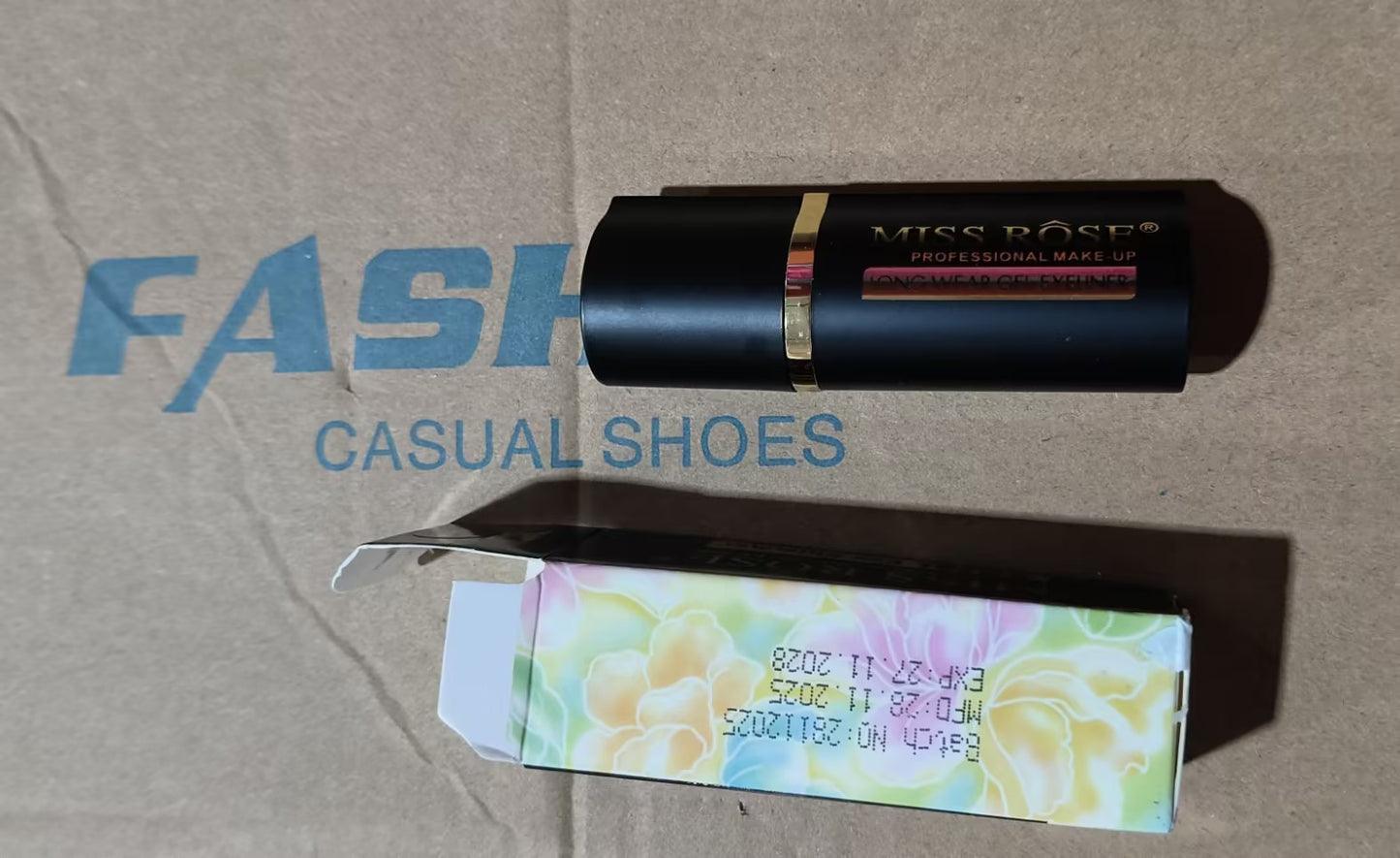 Liner & Define — Waterproof Black Eyeliner Pen