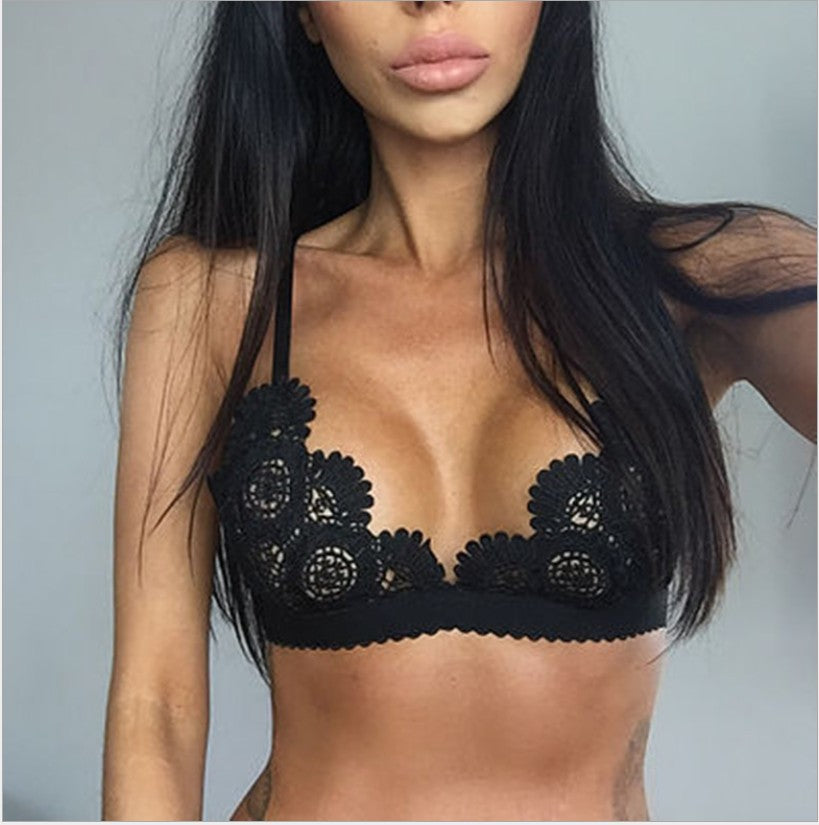 Chain Reaction — Lace Chain-Link Stitching Panty