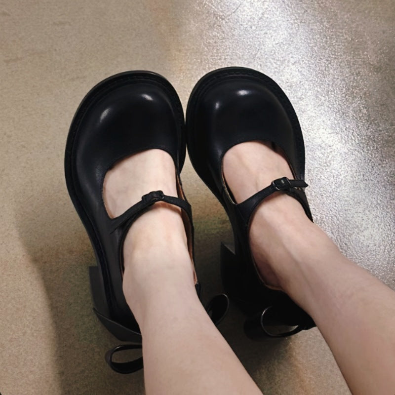 Pumps & Circumstance — Small Leather Bow Pumps
