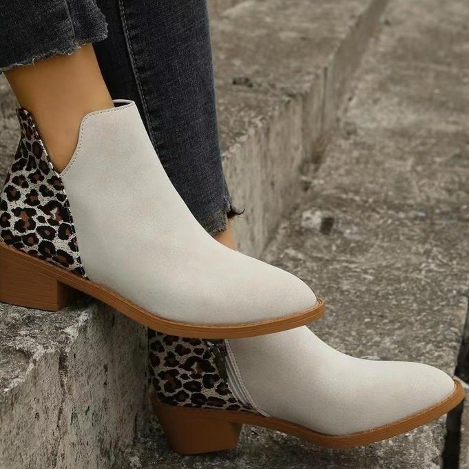 Zipper Zest — Low-heeled Boots with Side Zipper Detail
