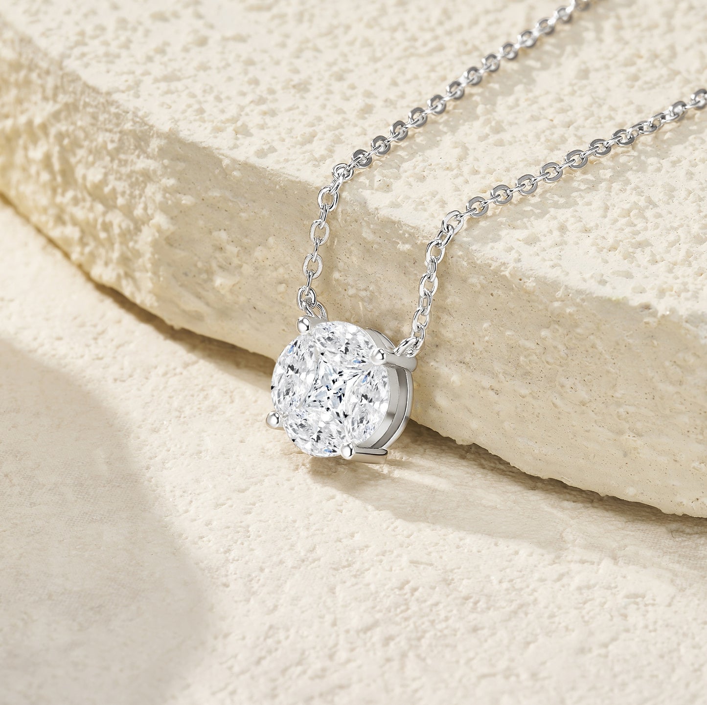 Moissanite Marvel — S925 Platinum Plated Moissanite Pendant