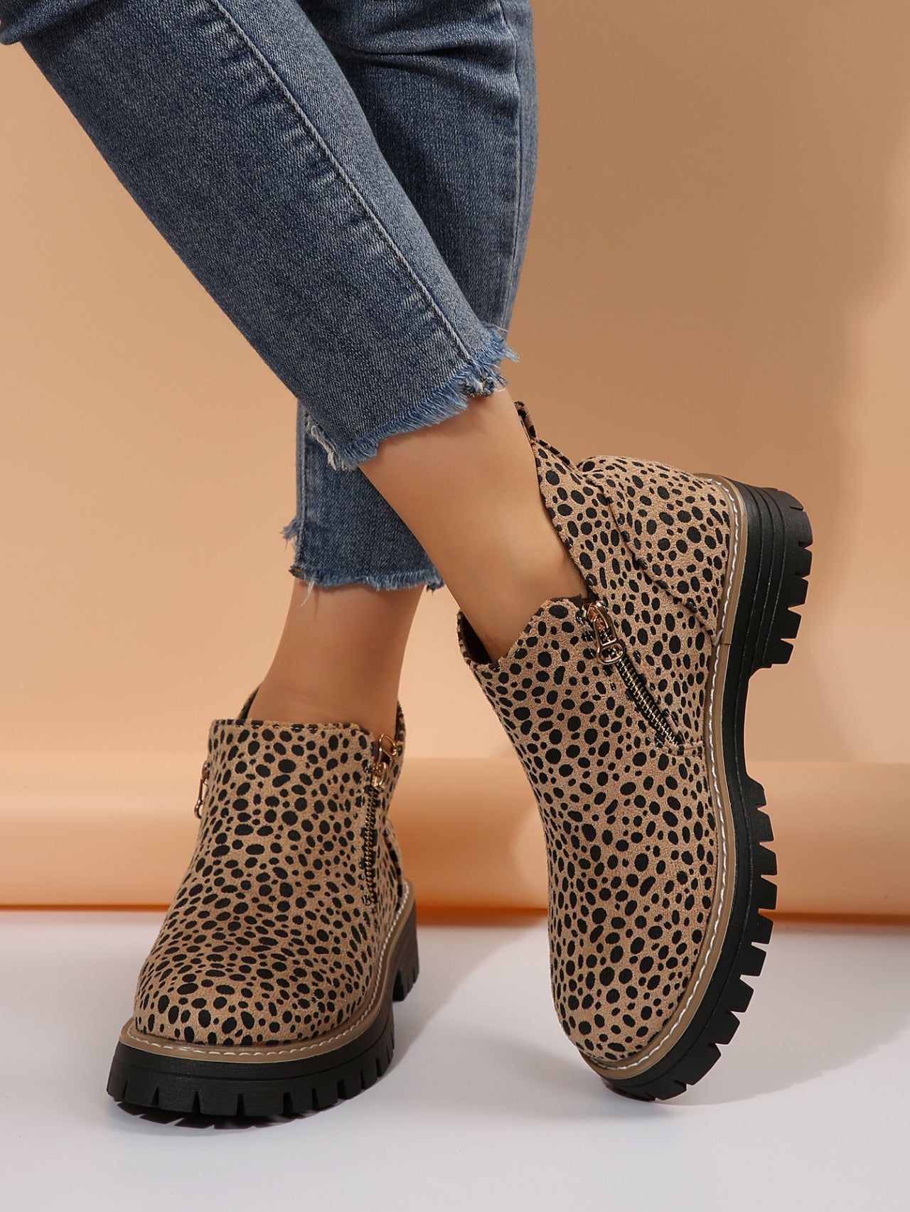 Leopard Luxe — Pointed-Toe Low-Top Fashion Boots